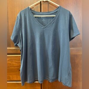 Pact Women's V-Neck T-Shirt in Navy XXL